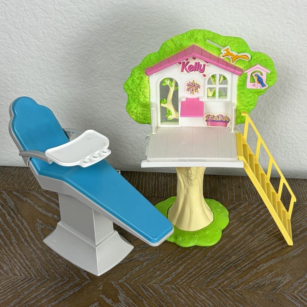 Barbie Kelly Playground Tree House Vintage 1997 & Dentist Chair Lot Doll Set